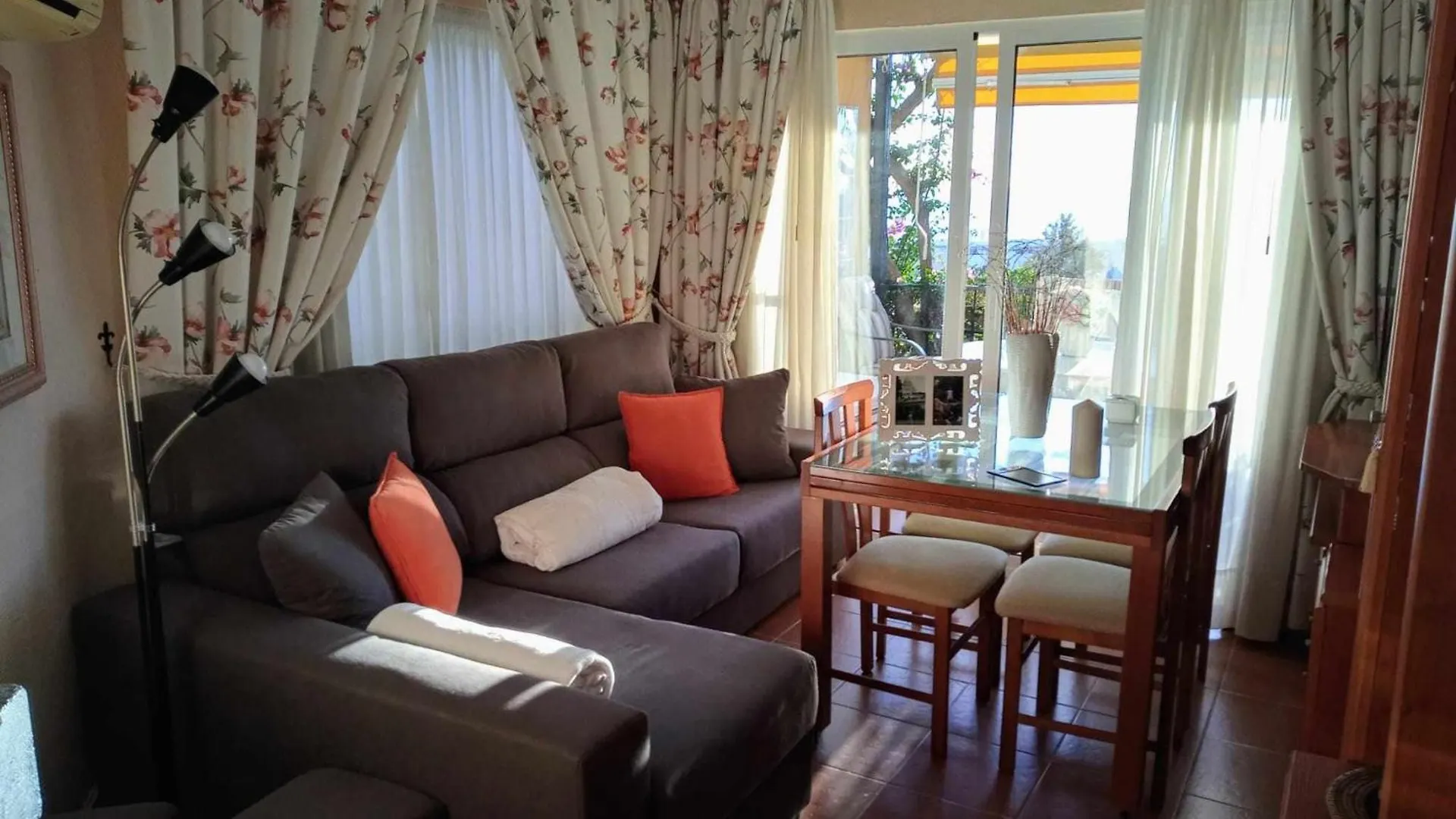 La Carihuela A 5 Minutos De La Playavistas Al Mar Apartment Torremolinos